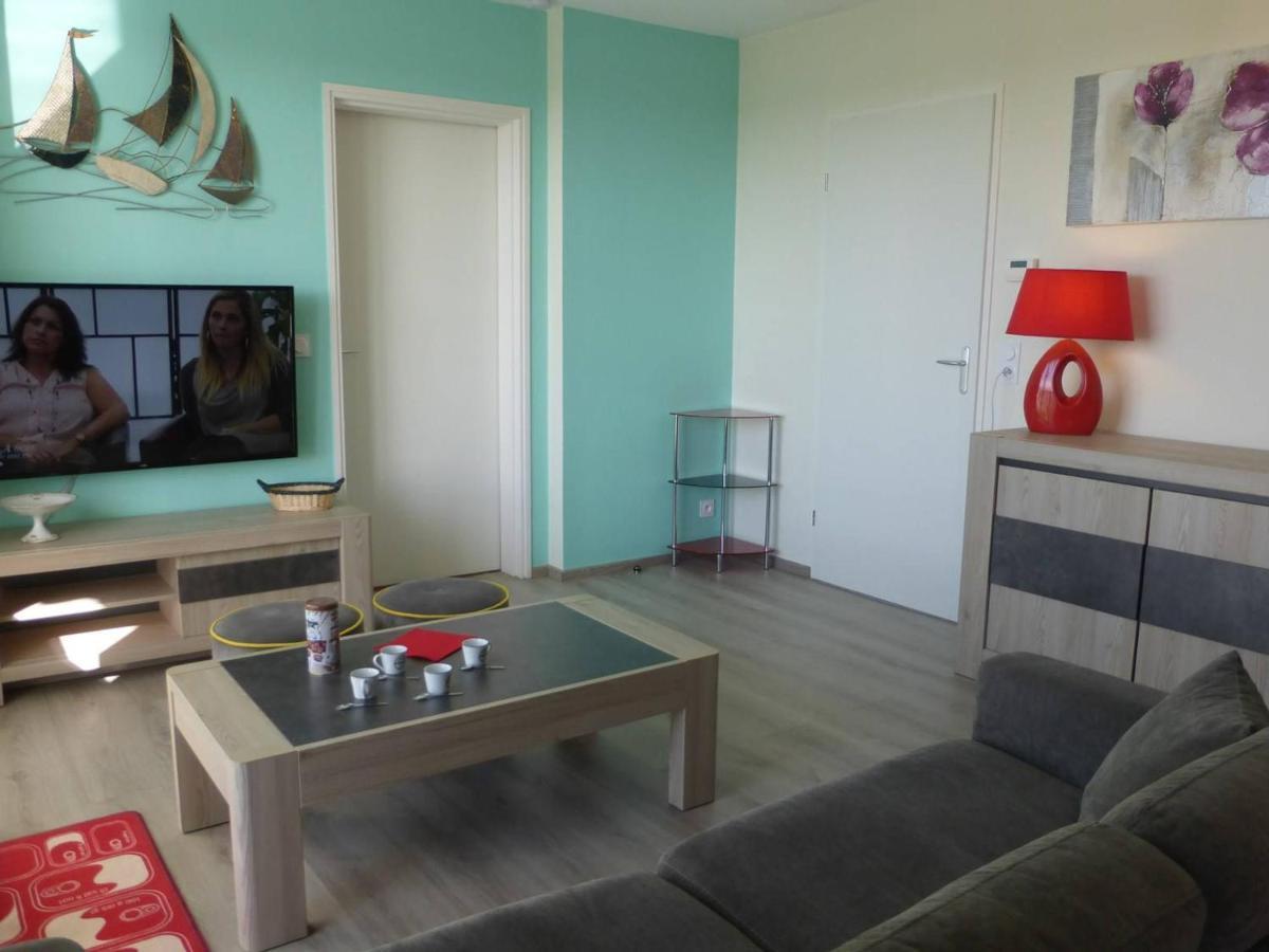 Appartement 2 Pieces Avec Balcon, Parking Et Proche Plage A Saint-Gilles-Croix-De-Vie - Fr-1-224-587 Zewnętrze zdjęcie