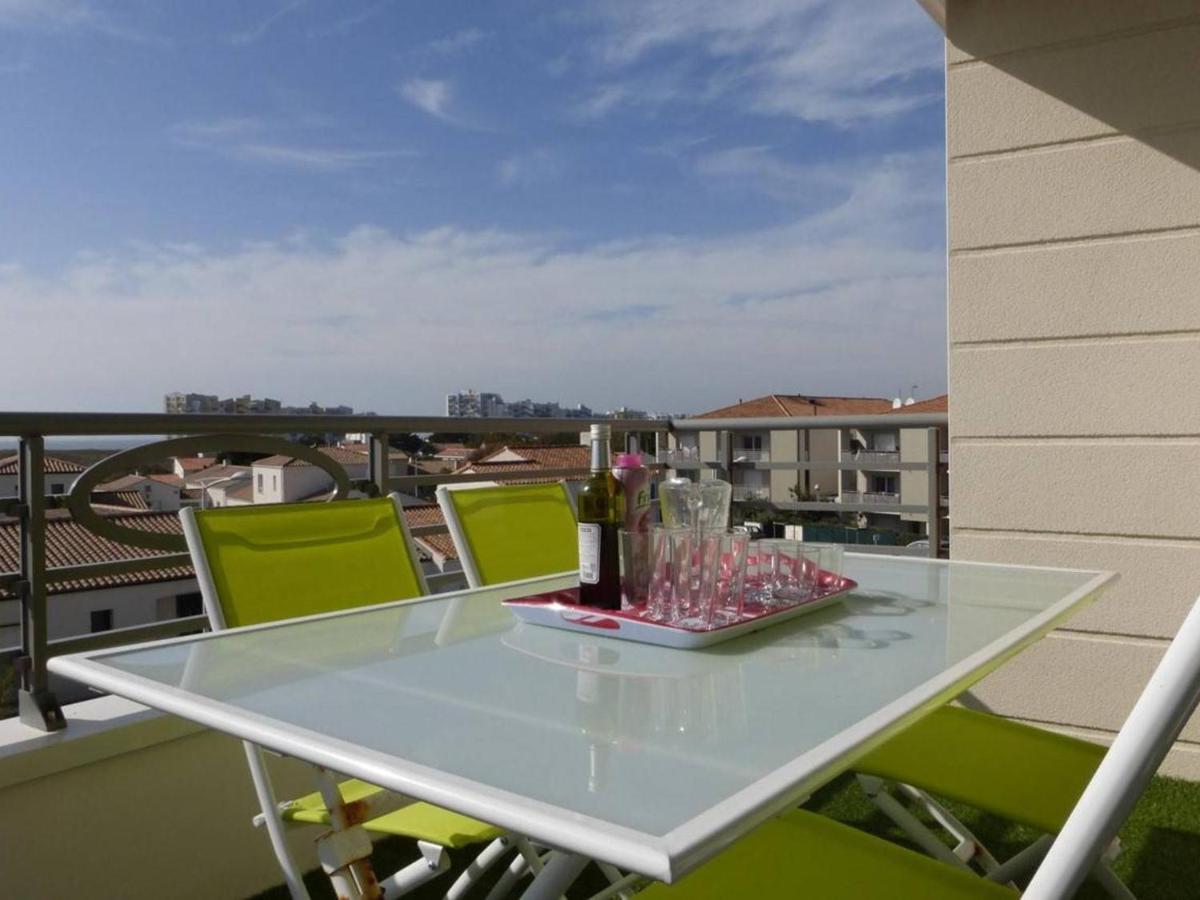 Appartement 2 Pieces Avec Balcon, Parking Et Proche Plage A Saint-Gilles-Croix-De-Vie - Fr-1-224-587 Zewnętrze zdjęcie