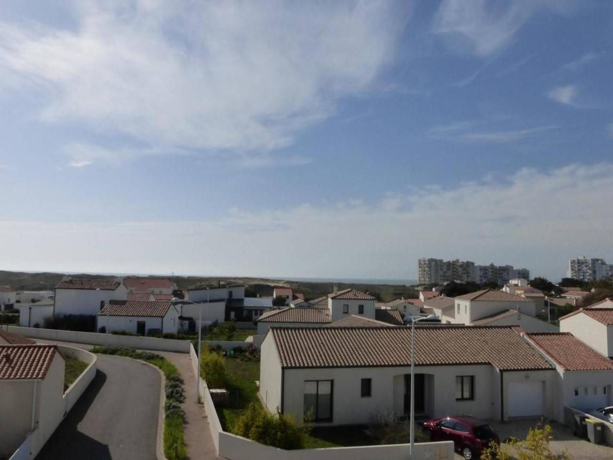 Appartement 2 Pieces Avec Balcon, Parking Et Proche Plage A Saint-Gilles-Croix-De-Vie - Fr-1-224-587 Zewnętrze zdjęcie